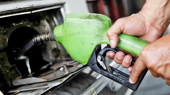 Resultado de imagem para Preço da gasolina sobe pela 6ª semana